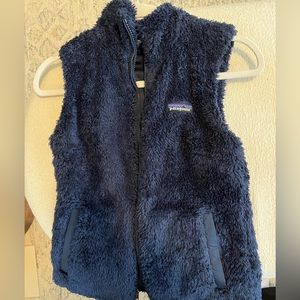 New Patagonia navy vest